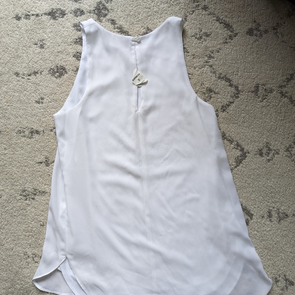 Express Reversible Keyhole Tank - Picture 4 of 5